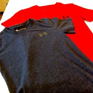 2 Under Armour heatwave tees